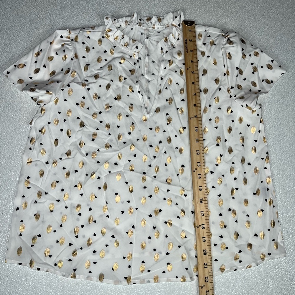 Shein Heart Print V Neck Short Sleeve Top White Size 8/10 NWOT - Picture 5 of 9